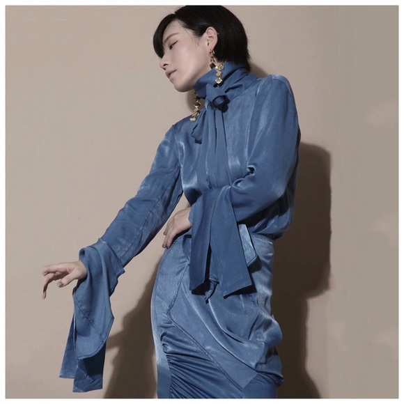 Soft Silky Blue Versatile Tie Top - Picture 3 of 7